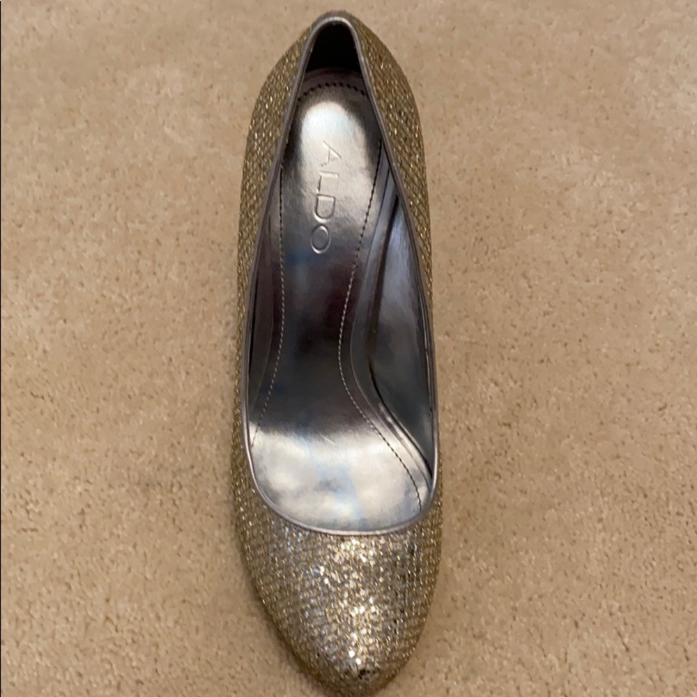 ALDO gold and silver sparkly heel